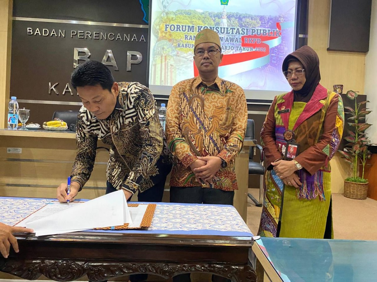 Plt Bupati Sidoarjo H Subandi SH MKn menyatakan, arah kebijakan dan prioritas pembangunan Kabupaten Sidoarjo pada 2026 adalah Sidoarjo maju, sejahtera, dan berkarakter dengan berbasis pada kemandirian ekonomi, keunggulan SDM, dan berkelanjutan.